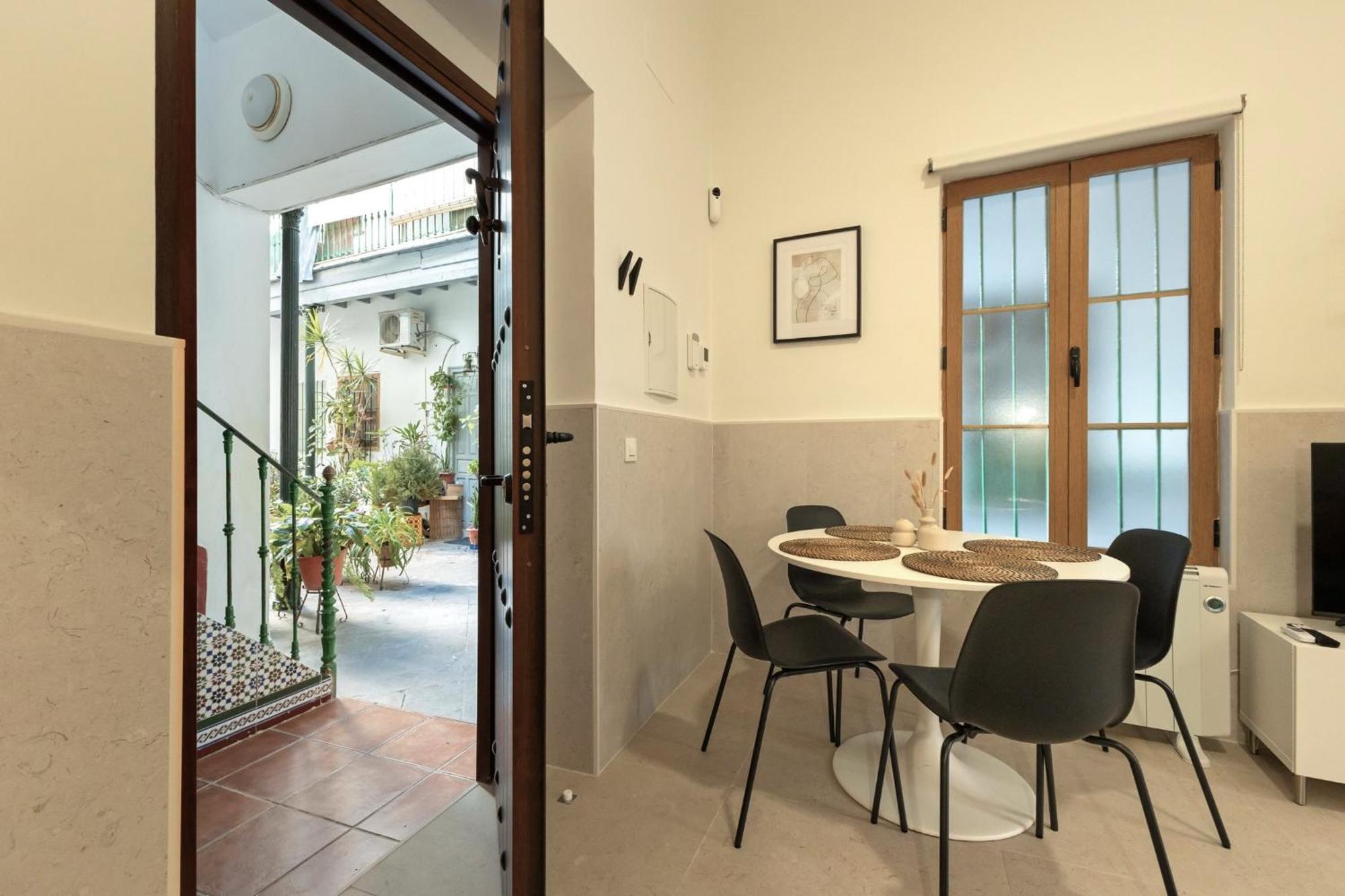 Modern Spacious Apartment Central Of Sevilla Exteriör bild